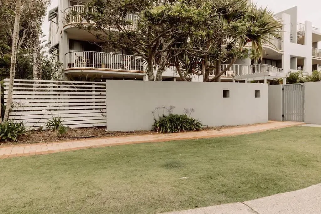 Coastal Charm - Pet & Family Friendly Apartment Marcoola
